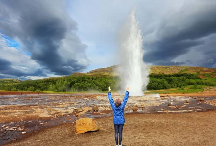 Reykjavik: Golden Circle Tour and Sky Lagoon Entry Ticket - How This 9.5-Hour Combo Feels Different Than Renting a Car