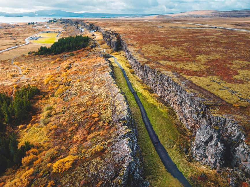Reykjavik: Golden Circle & Waterfalls in Chinese冰岛黄金圈中文一日团 - Quick hits before you go