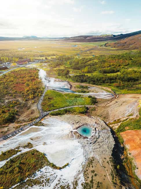 Reykjavik: Golden Circle & Waterfalls in Chinese冰岛黄金圈中文一日团 - Þingvellir National Park: tectonic plates, UNESCO setting, and walking time