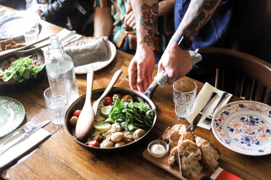 Reykjavik: Guided Foodie Walking Tour with 6 Tastings - Who Should Book This Food Walk, and Who Should Skip It