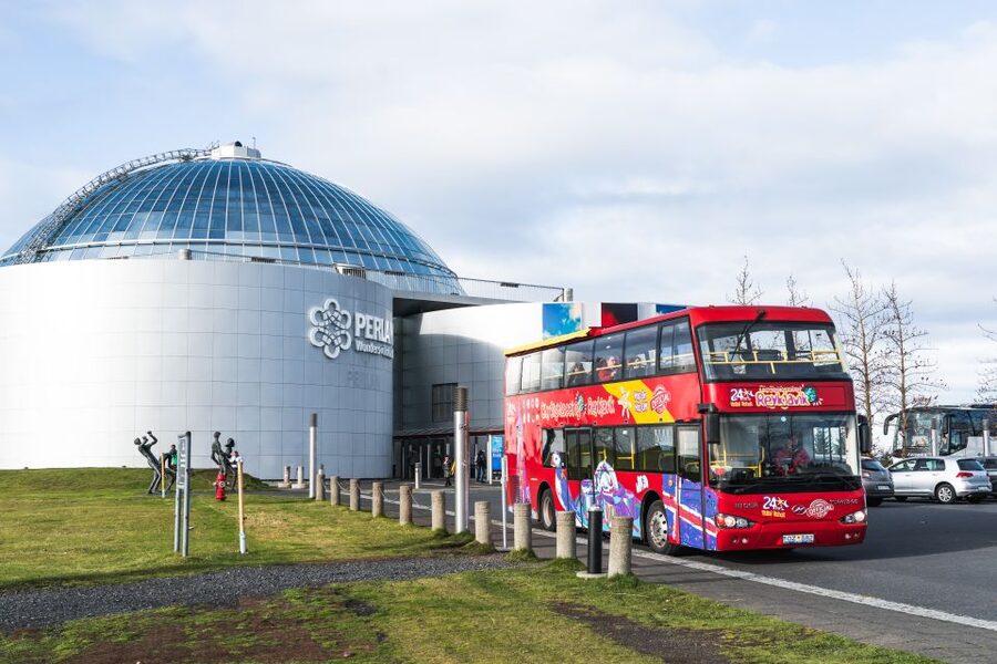 Reykjavík: Hop-On Hop-Off Bus and Perlan Museum Entry Ticket - The 24-Hour Hop-On Hop-Off Bus: How to Use It Like a Local