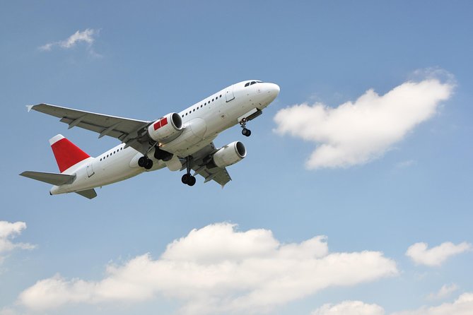 Reykjavik International Airport Private Departure Transfer - The vehicle sizes and luggage rules that decide comfort