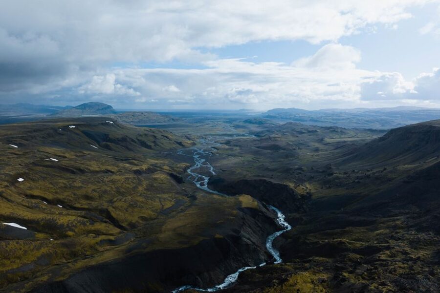 Reykjavík: Landmannalaugar Hike and the Valley of Tears - Hjálparfoss Stop: A Waterfall With a Horse-Travel Story