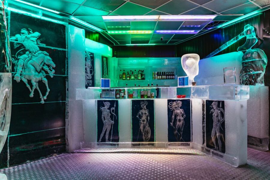 Reykjavik: Magic Ice Bar Entrance and Welcome Drink - Your included signature drink in an ice glass, plus what to expect