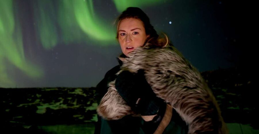 Reykjavik: Northern Lights Tour w/Pro Photos - Small Group - The real value in a small-group Aurora hunt (18 people max)