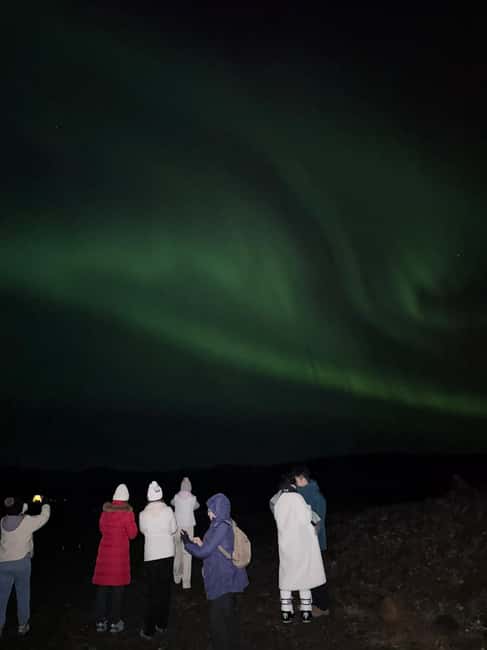 Reykjavik: Northern Lights Tour with Chinese Guide冰岛雷市中文极光团 - Practical Packing: What Actually Keeps You Comfortable