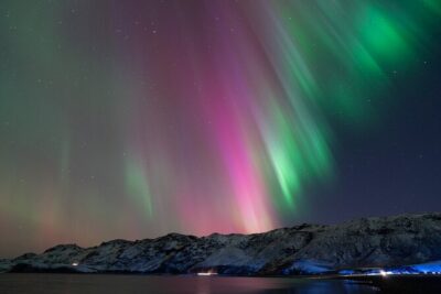 Reykjavik Northern Lights Tour with Professional Photographer
