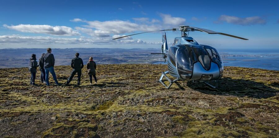 Reykjavik: Panoramic Helicopter Flight with Summit Landing - The flight timeline: 30 to 45 minutes in the air, plus summit photo time