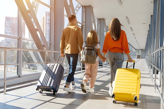 Reykjavik: Private Keflavik Airport to Hotel Transfer: upto 8 PAX - Key highlights worth your attention