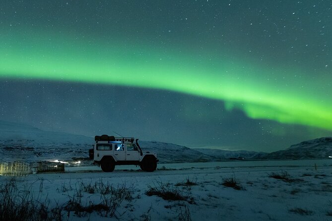 Reykjavik Private Northern Lights Tour with Pro Photographer - How the private off-road plan boosts your aurora odds