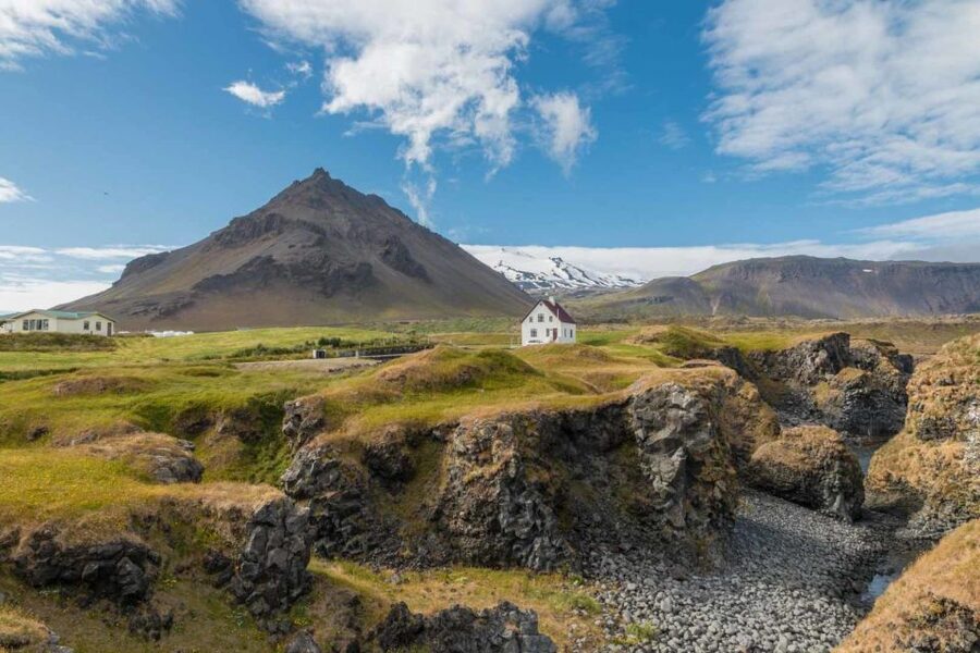 Reykjavik: Private Snaefellsnes and Kirkjufell Jeep Tour - A Private Jeep Day That Covers the Snaefellsnes Hits in 12 Hours
