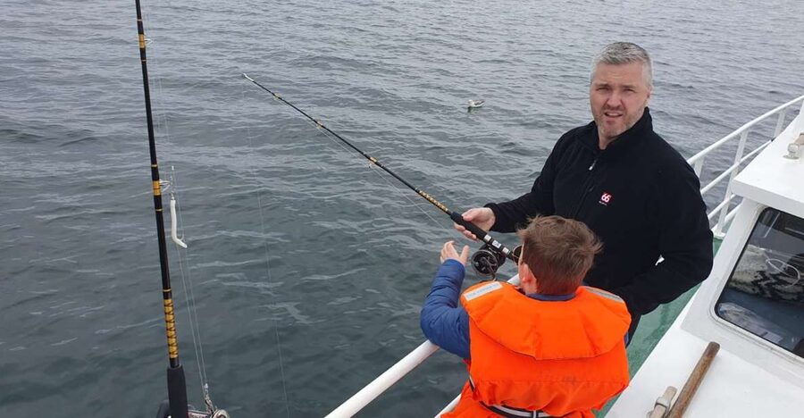 Reykjavik's Finest Catch: Guided Sea Angling Tour - What the 25-minute sightseeing cruise adds to the day