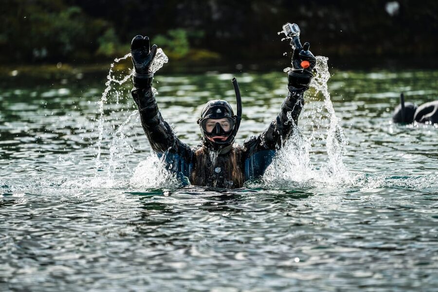 Reykjavík: Silfra Fissure Snorkeling between Two Continents - Key things that make this Silfra snorkeling tour worth your time