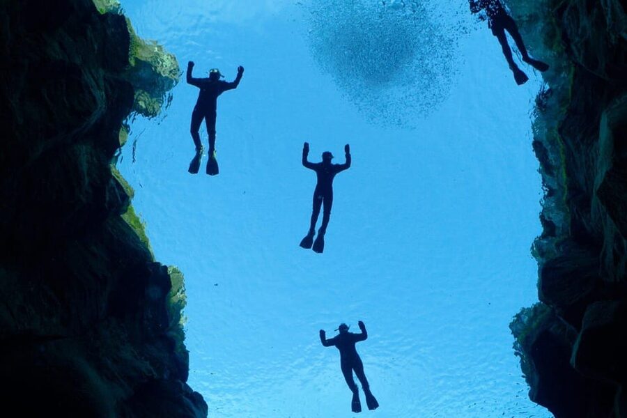 Reykjavík: Silfra Fissure Snorkeling between Two Continents - Reykjavik to Thingvellir: the short ride that adds real meaning