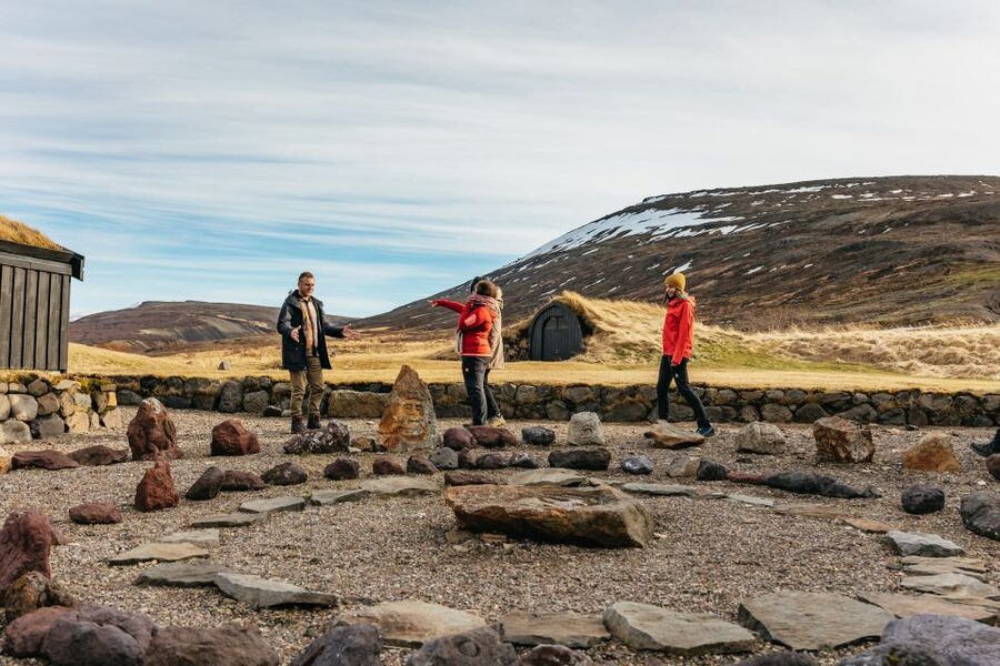 Reykjavik: Silver Circle Tour, Canyon Ride, & Thermal Baths - Hraunfossar and Barnafoss: lava-fed falls and the story behind the names