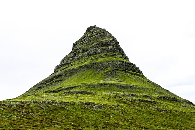 Reykjavík: Snæfellsnes & Kirkjufell Small Group Tour - Stop 3: Djúpalónssandur Beach and shipwreck stories