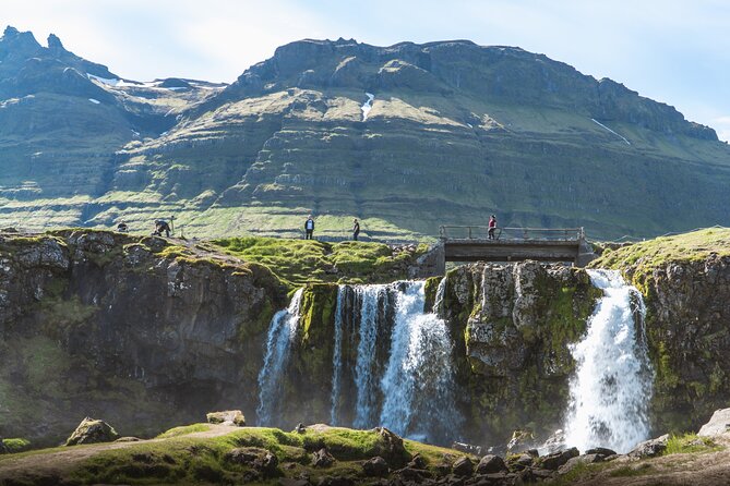 Reykjavík: Snæfellsnes & Kirkjufell Small Group Tour - Stop 5: Arnarstapi and the Miðgjá rock arch