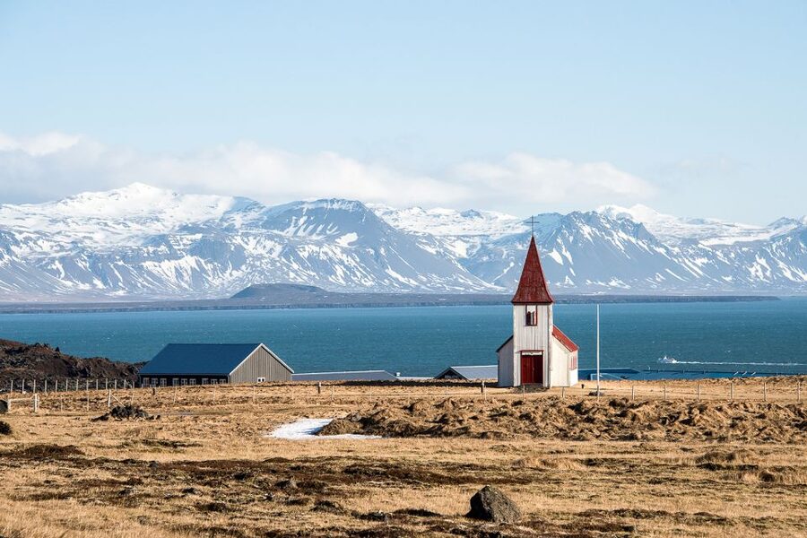 Reykjavik: Snaefellsnes & Mt. Kirkjufell Guided Minibus Tour - Snæfellsjökull Glacier Views From the Road: The Big “Wow” With Context