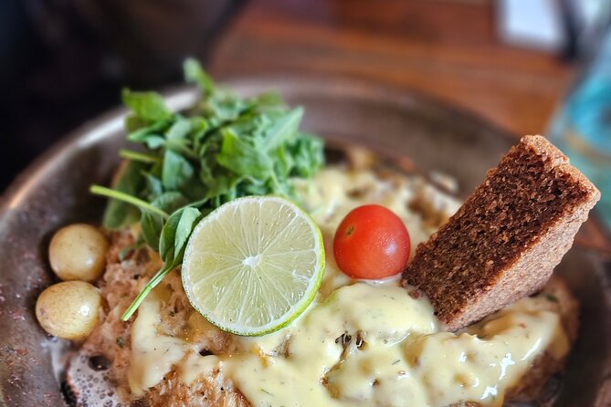 Reykjavik Street Food Walking Tour - Your first bite at Bæjarins Beztu Pylsur: the iconic Iceland hot dog moment