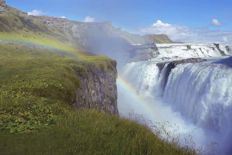 Reykjavik: The Golden Circle Full-Day Tour - Gullfoss: stand close to a waterfall that means business