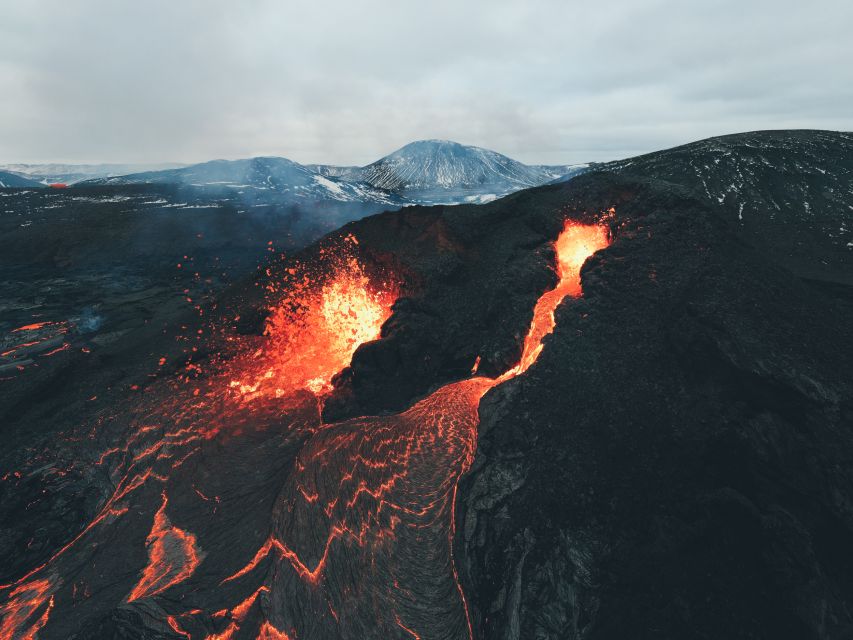 Reykjavík: Volcano Eruption Site and Reykjanes Hiking Tour - Key things that make this day work on Reykjanes