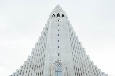 Reykjavik Walking Tour – Walk with a Viking