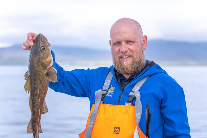 Sea Fishing Experience from Reykjavik - Meeting at Geirsgata 11 and Getting Ready Without Stress