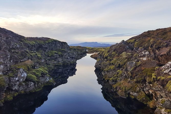 Silfra Drysuit Snorkeling with Free Photos - Meet on Location - Hot chocolate and the warm-down routine