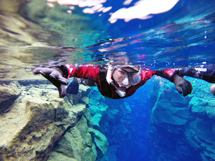 Silfra: Half-Day Snorkeling Day Trip with Underwater Photos - How a 3-hour snorkeling session really plays out