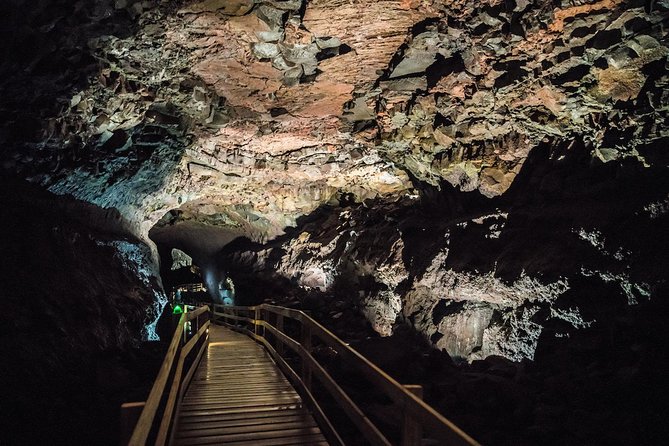Silver Circle: Lava Cave, Waterfalls & Iceland Horses-Small Group - Deildartunguhver: 180 liters per second of hot water power