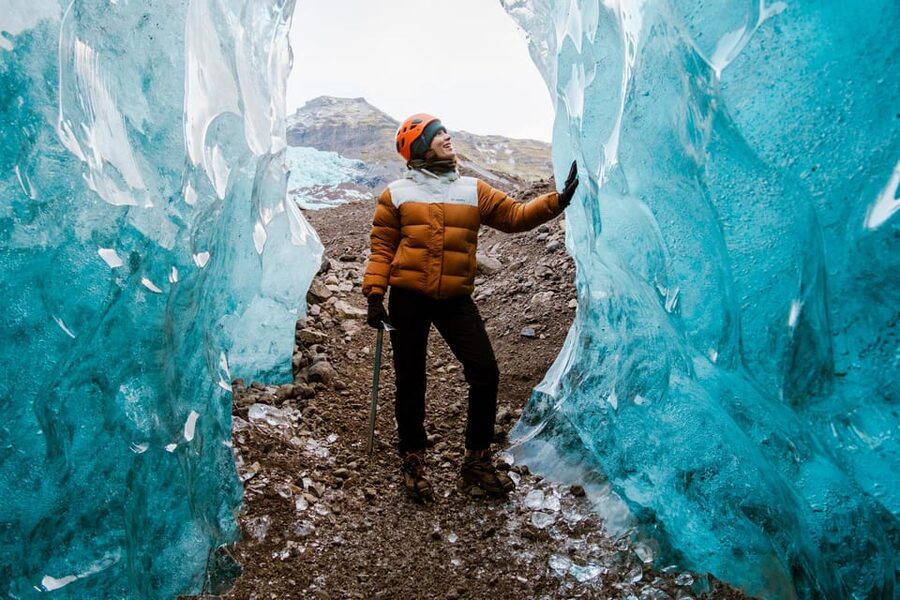 Skaftafell: Blue Ice Cave & Glacier Hike on Vatnajökull - Safety on glacier ice, step by step