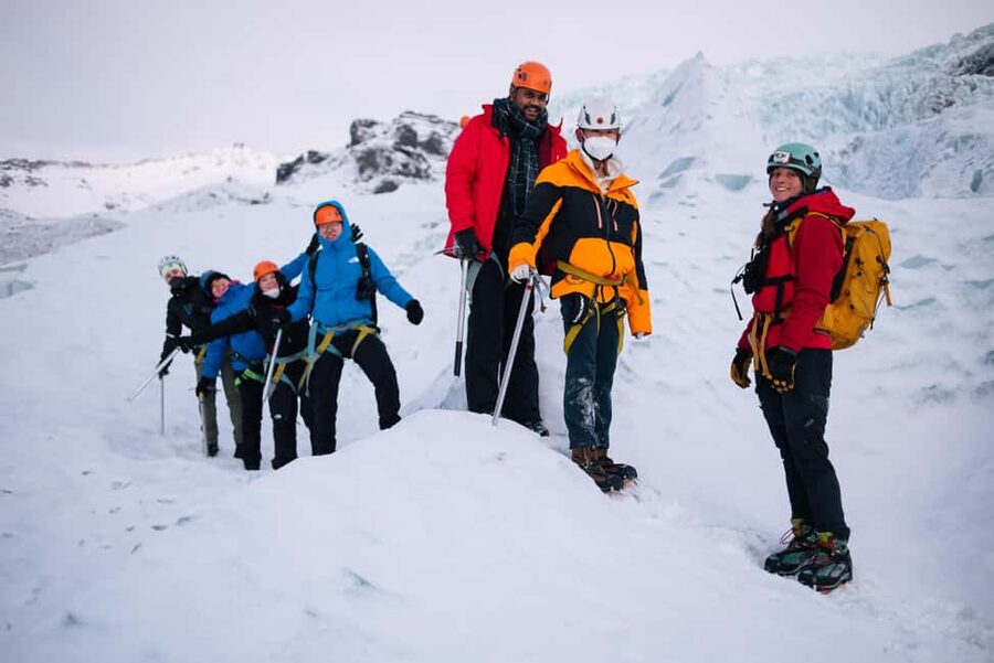 Skaftafell: Blue Ice Maze Glacier Hike on Vatnajökull - Photo moments without the crowds: how the pace really feels