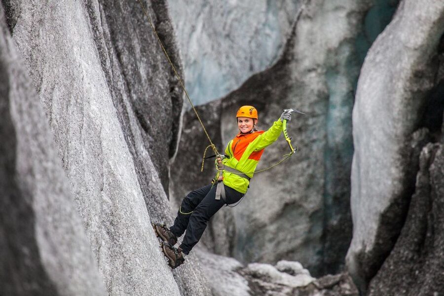 Skaftafell: Glacier Hike and Ice Climbing Guided Experience - Why Skaftafell Glacier Hike and Ice Climbing is such a memorable half-day