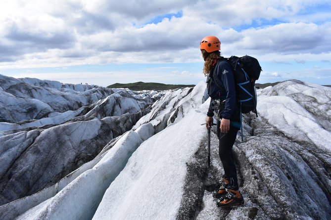 Skaftafell Ice Caving & Glacier Hike - Weather in Skaftafell: dress like the plan will not change