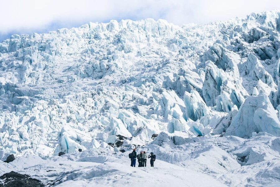 Skaftafell: Small-Group Vatnajökull Glacier Hike (Moderate) - Skaftafell Base Camp to the 4x4 Ride