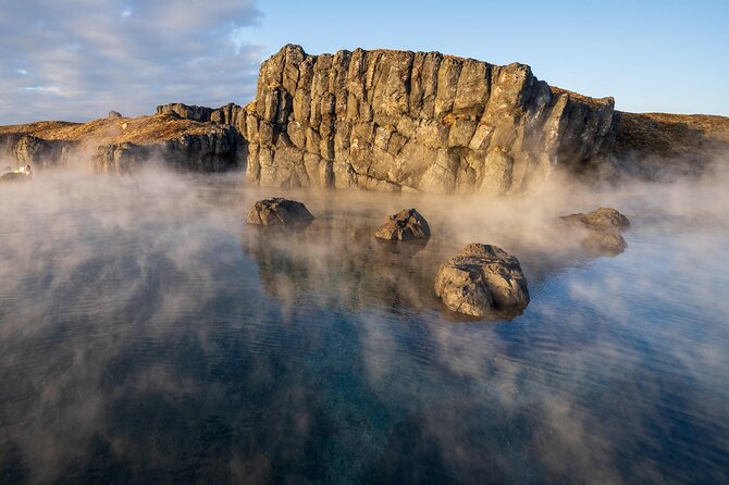 Sky Lagoon Ticket with 7-Step Ritual and Transfers from Reykjavik - Entering Sky Lagoon: what the facilities are like when you want comfort