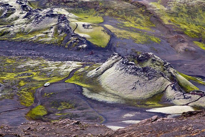 Small Group Day Tour to Lakagigar volcano by Super Jeep from Klaustur - Walking level, footwear, and the “stay on the trail” reality