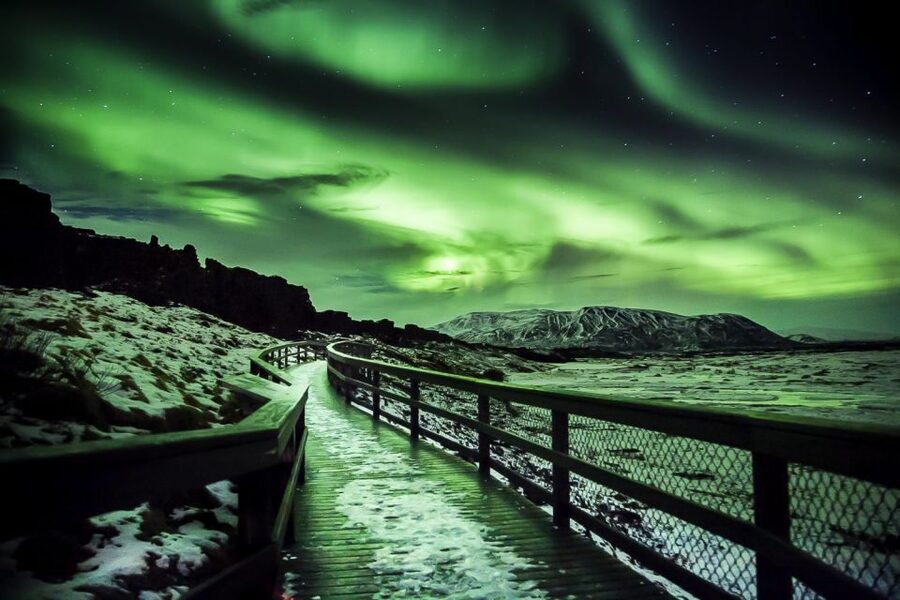 Small-Group Premium Northern Lights Tour from Reykjavik - Chasing Darkness: Why These Stops Matter