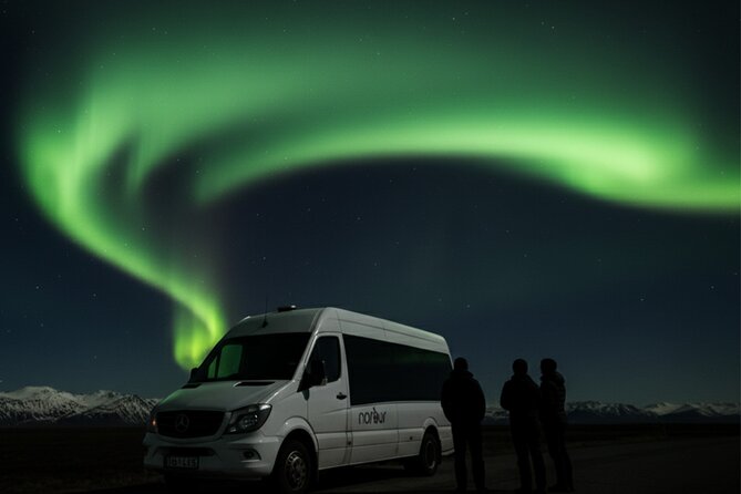 Small-Group Tour: Northern Lights with Photos & Hot Chocolate - Key things to know before you go
