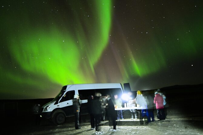 Small-Group Tour: Northern Lights with Photos & Hot Chocolate - Hot chocolate, pastries, and the human side of the aurora
