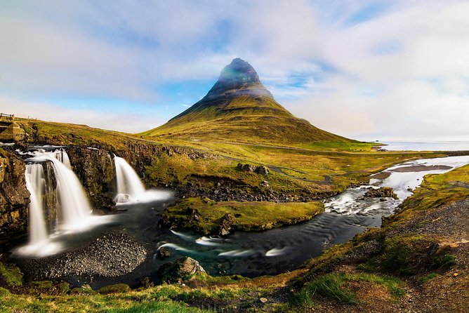 Snaefellsnes Small Group Tour with Homemade Meal from Reykjavik - Borgarnes Stretch Break: Restrooms First, Then Views