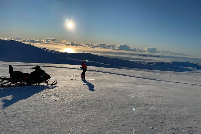 Snowmobiling on Eyjafjallajökull - The full gear setup: what’s included and what you still must bring