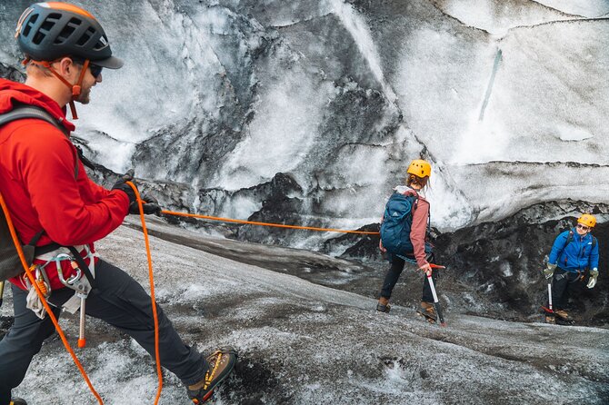 Sólheimajökull: Glacier Hike Exploration - The Guide’s Glacier Lesson: Geology You Can Picture