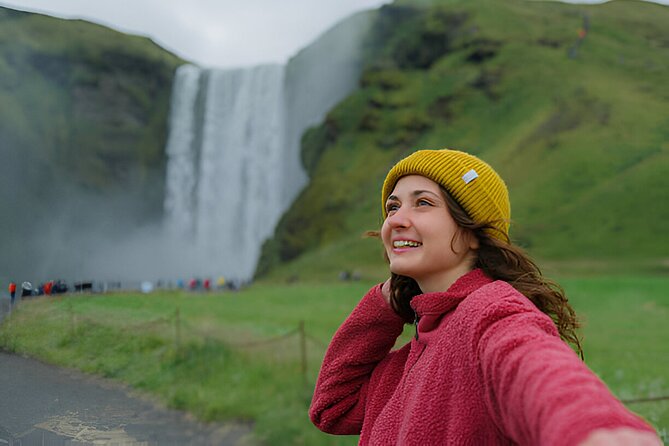 South Coast Private Tour with 6+ Stops: Day Tour from Reykjavik - What to pack and how to stay comfortable on waterfall and glacier days