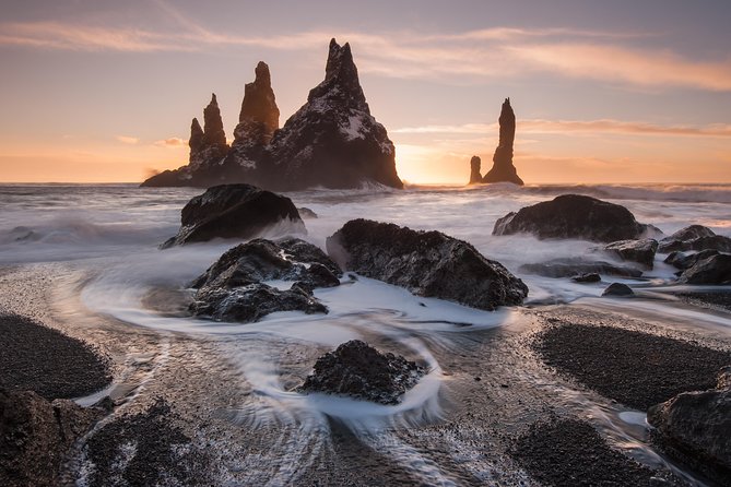 South Coast, Waterfalls and Vík village from Reykjavik - Bus Time, Bathrooms, and Weather Reality