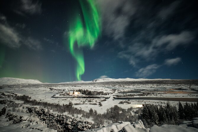 South Iceland Highlights and Northern Lights Combo Full-Day Tour - What Group Size and Bus Comfort Mean for Your Day
