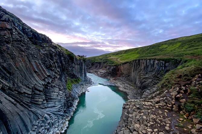 Stuðlagil Canyon and Vök Baths Day Tour - Stuðlagil Canyon walk: how to get the best views with the least stress