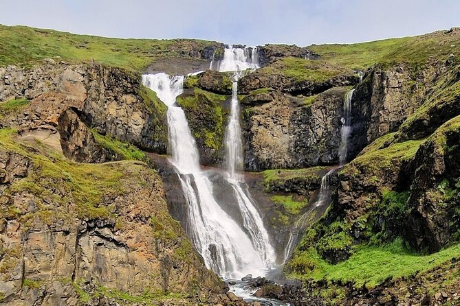 Stuðlagil Canyon and Vök Baths Day Tour - Should you book Stuðlagil Canyon and Vök Baths Day Tour?