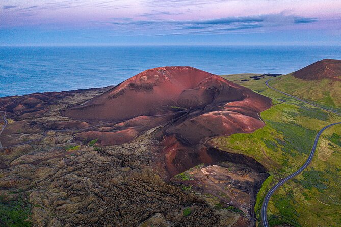 The Best of Vestmannaeyjar with Ebbi - How Ebbi Turns Stops Into a Story You Can Remember