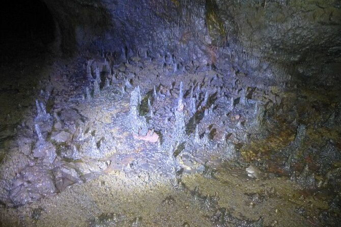 The Cave Explorer - The Cave Vidgelmir: start to finish in about 1.5 hours